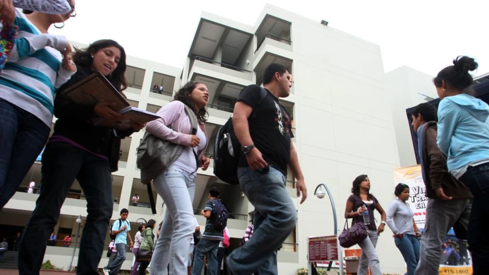 Congreso aprueba creación de 15 universidades nacionales: análisis y opiniones