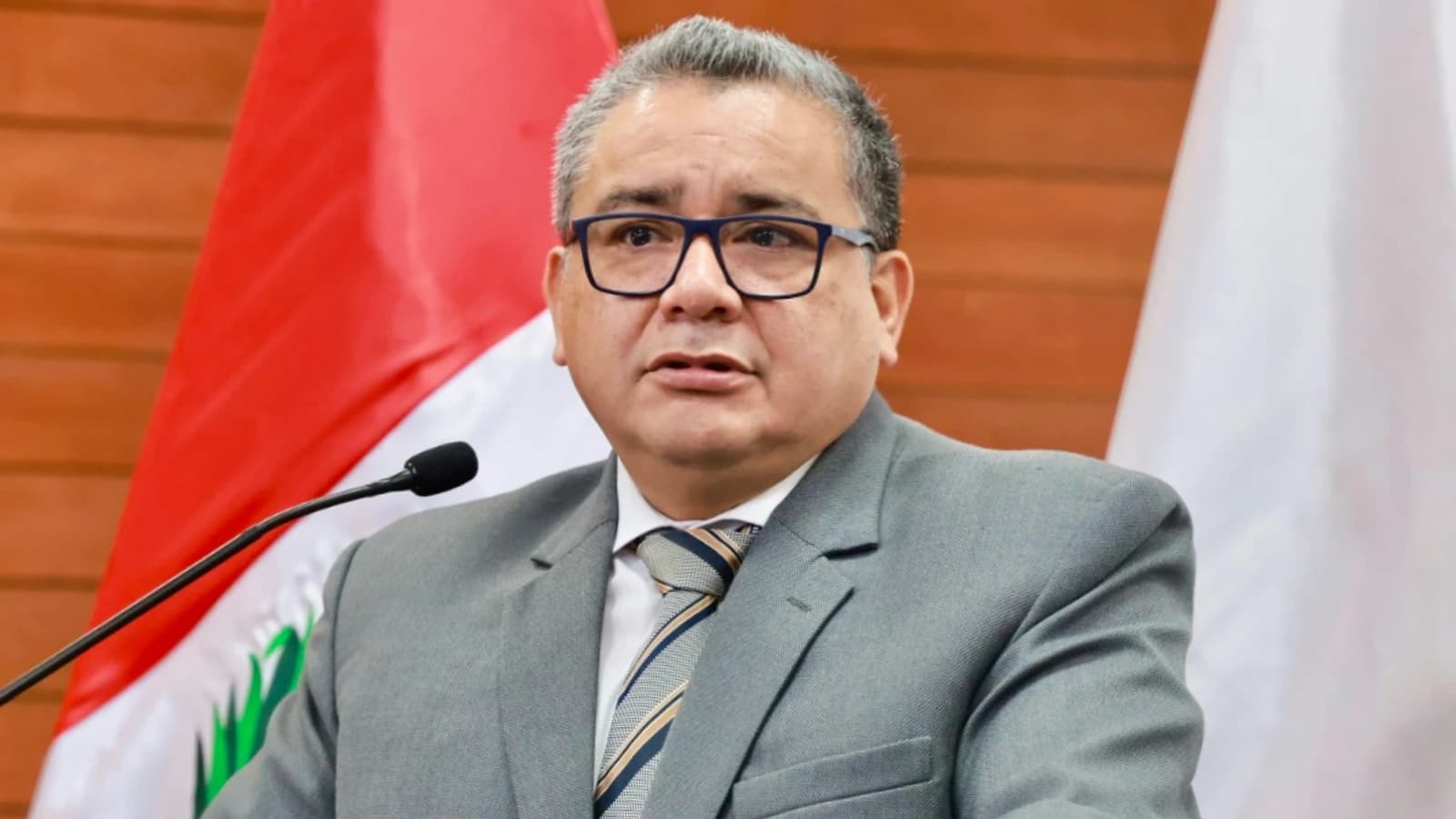 Segundo peritaje confirma que audios atribuidos a Juan José Santiváñez son suyos